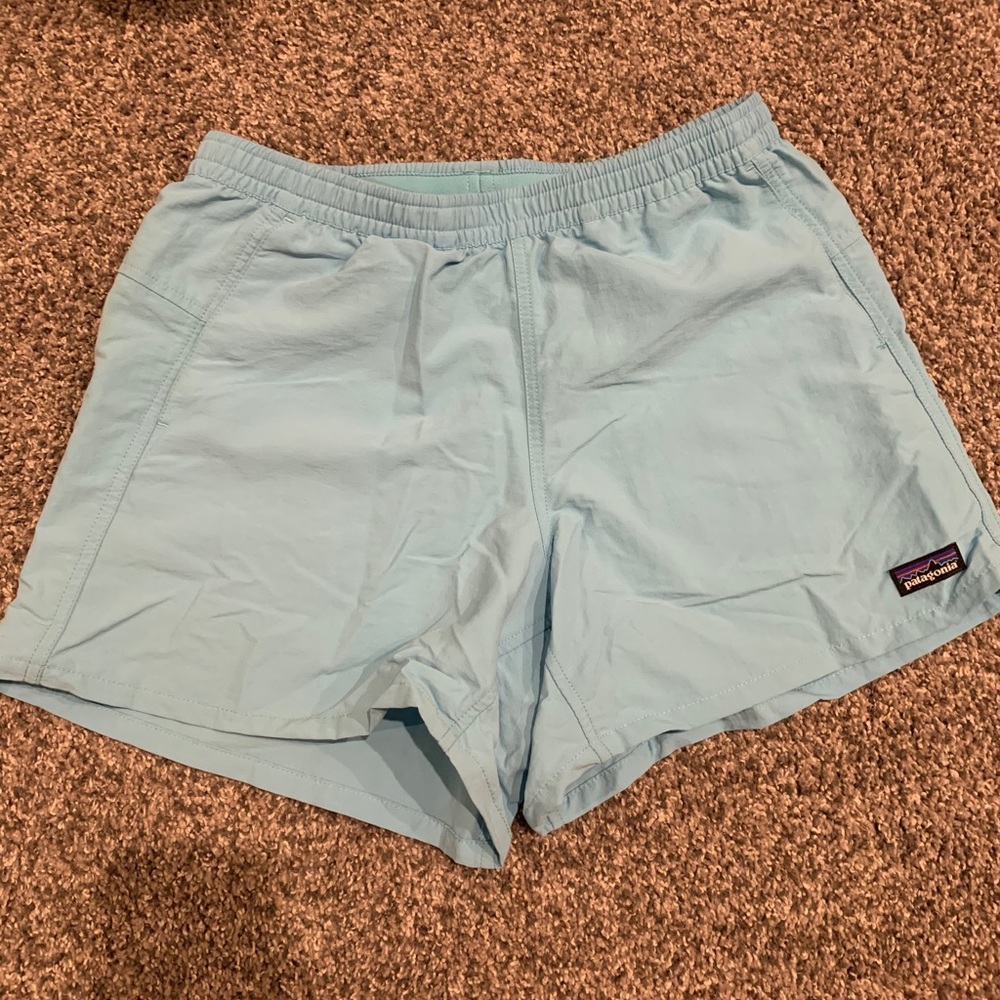 Patagonia shorts size small